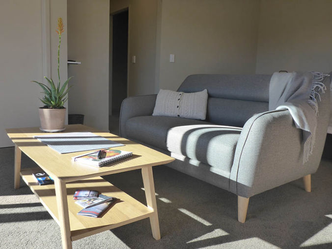 wanaka b&b living room