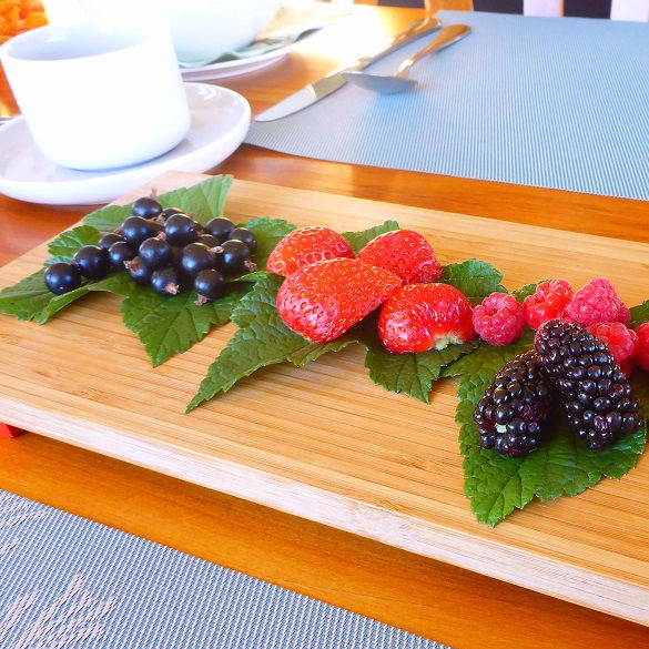 Complimentary breakfast at your wanaka bed and breakfast